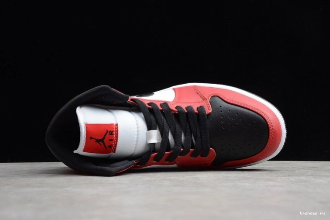 Mid Chicago Jordan 554724-069 Toe Air 1 0816